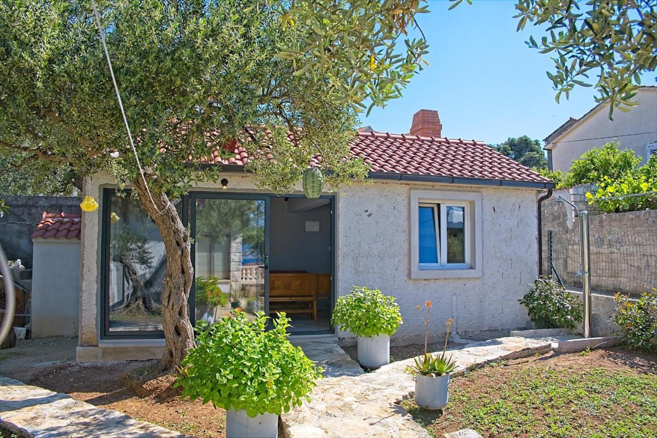 פוסטיר Apartman Nikica מראה חיצוני תמונה