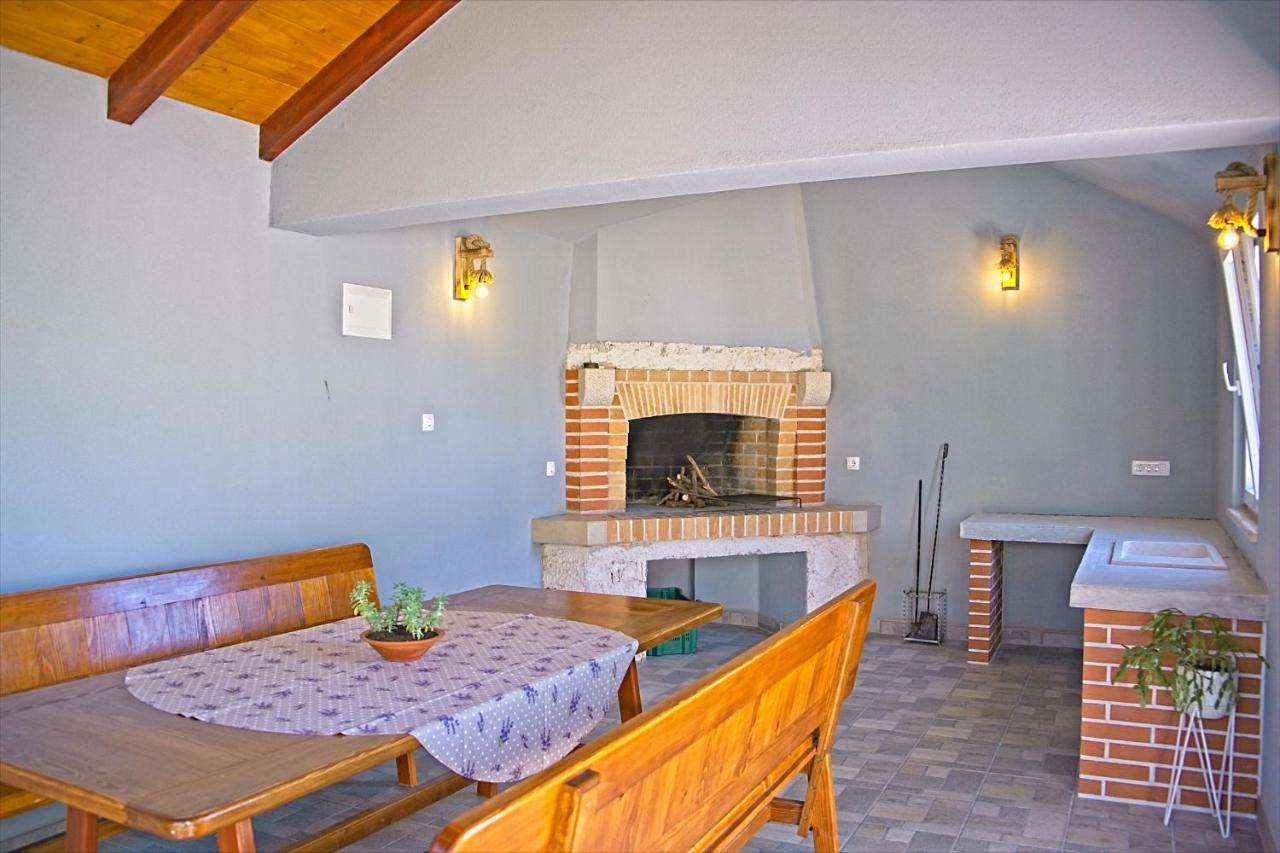 פוסטיר Apartman Nikica מראה חיצוני תמונה