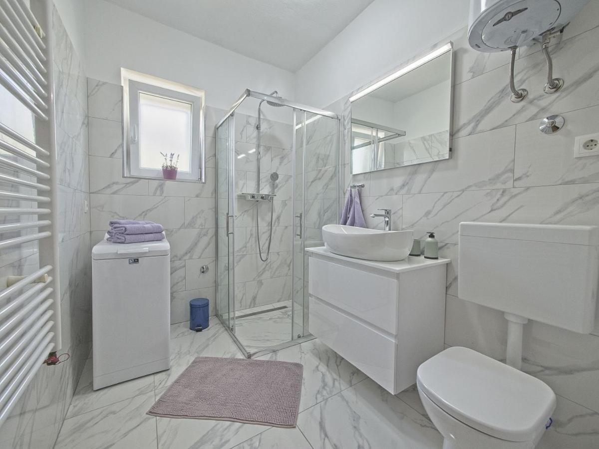 פוסטיר Apartman Nikica מראה חיצוני תמונה