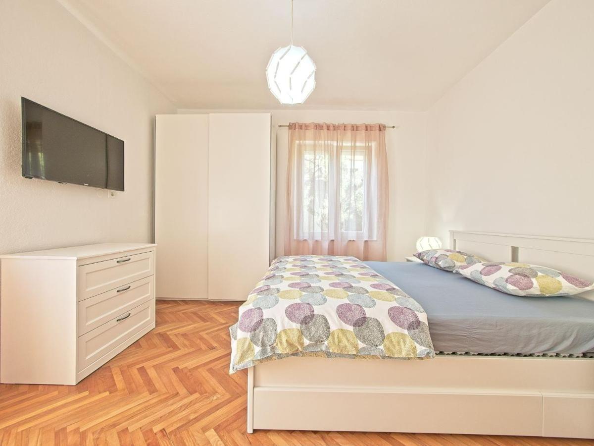 פוסטיר Apartman Nikica מראה חיצוני תמונה
